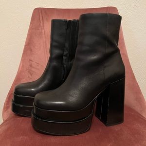 Steve Madden COBRA BLACK LEATHER platform booties